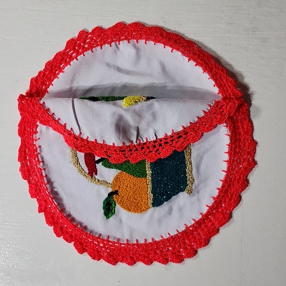 Authentic Oaxaca Handmade Tortilla Holder - Traditional Craftsmanship - Picture 2 of 8